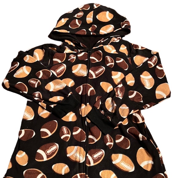 Kid’s Hooded Football Fleece Blanket Sleepers sz 10/12 - Picture 1 of 6